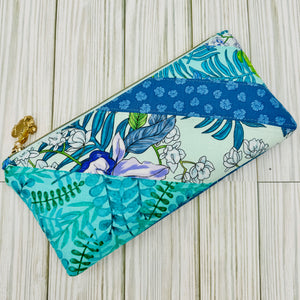 BeMandyThings Botanical tote and pouch set featuring vibrant floral patterns and zippers