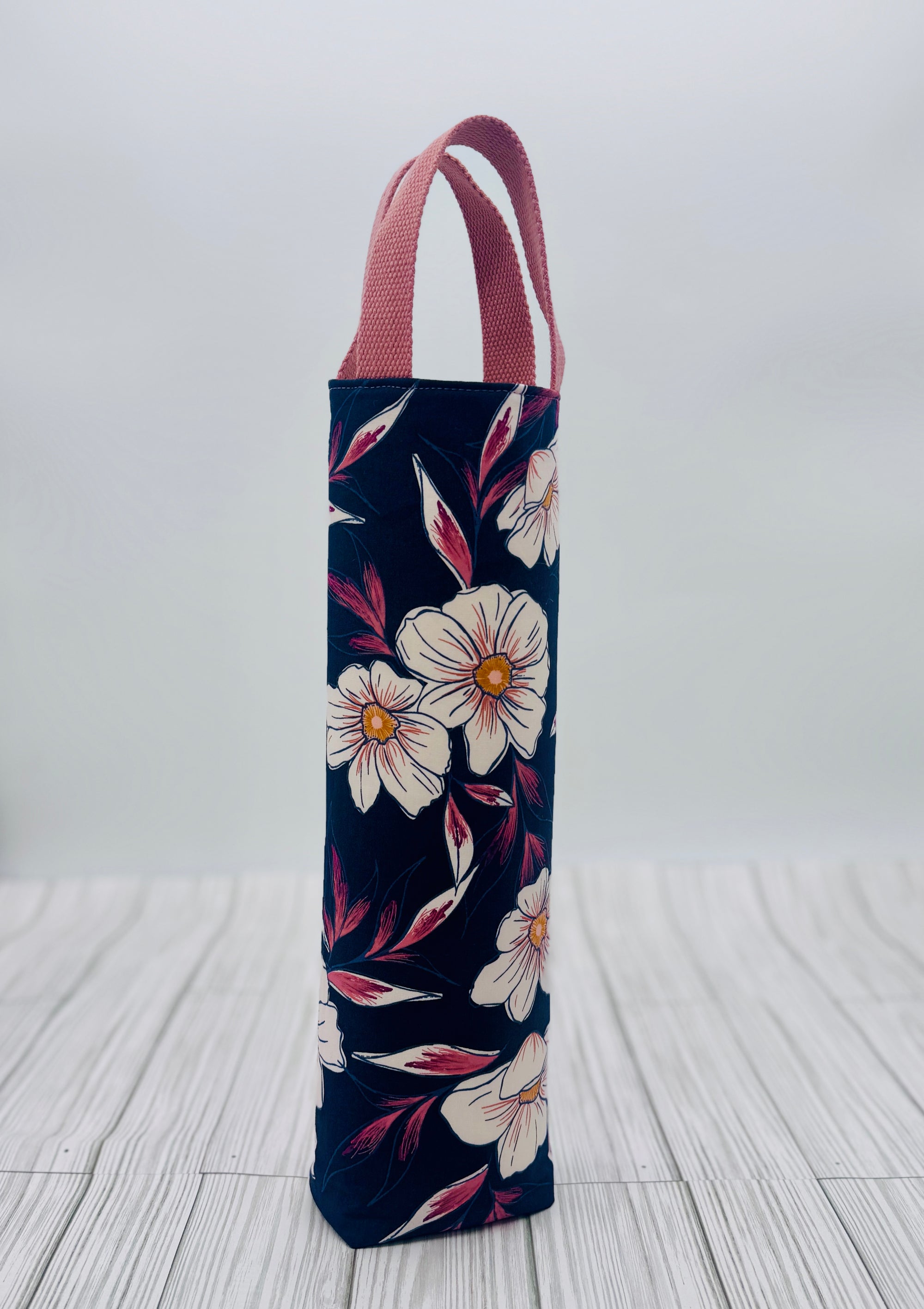Be Mandy Things grapeful wine bottle tote with floral design and sturdy handles